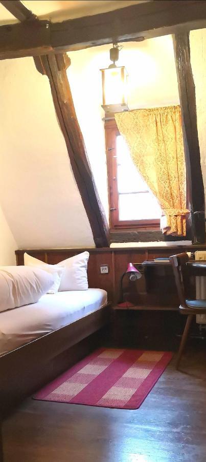 Hotel Restaurant Zum Nachtwaechter Lienzingen Habitación foto